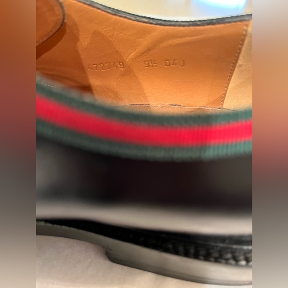 Gucci black shiny leather lace ups. main image 4